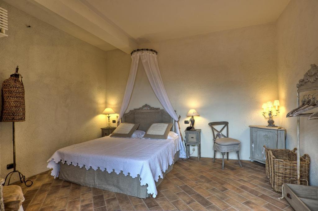 Il Poggio Country Resort Graniti Room photo